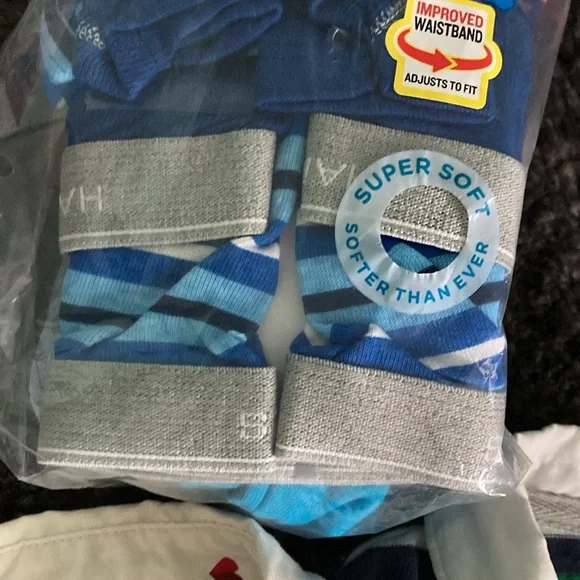 4T Boy Clothing Bundle (some Holiday)